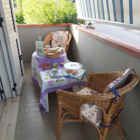 לינה וארוחת בוקר Con Prima Colazione Servita